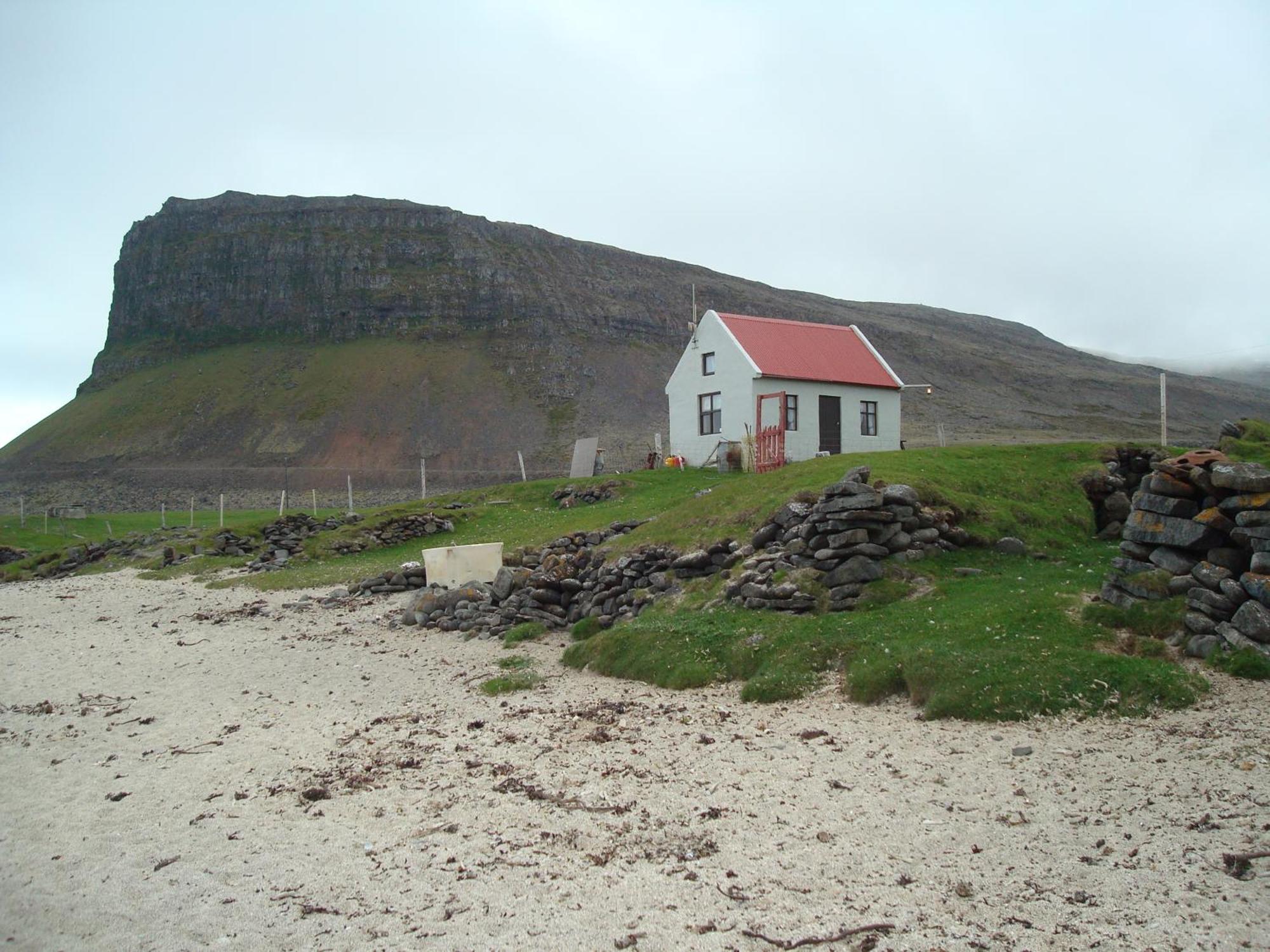Hænuvík Cottages Hnjotur Quarto foto